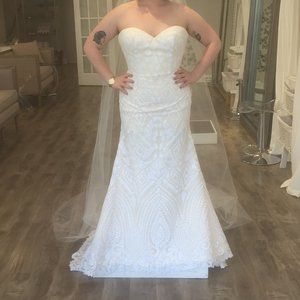 Lis Simon- Juno Gown